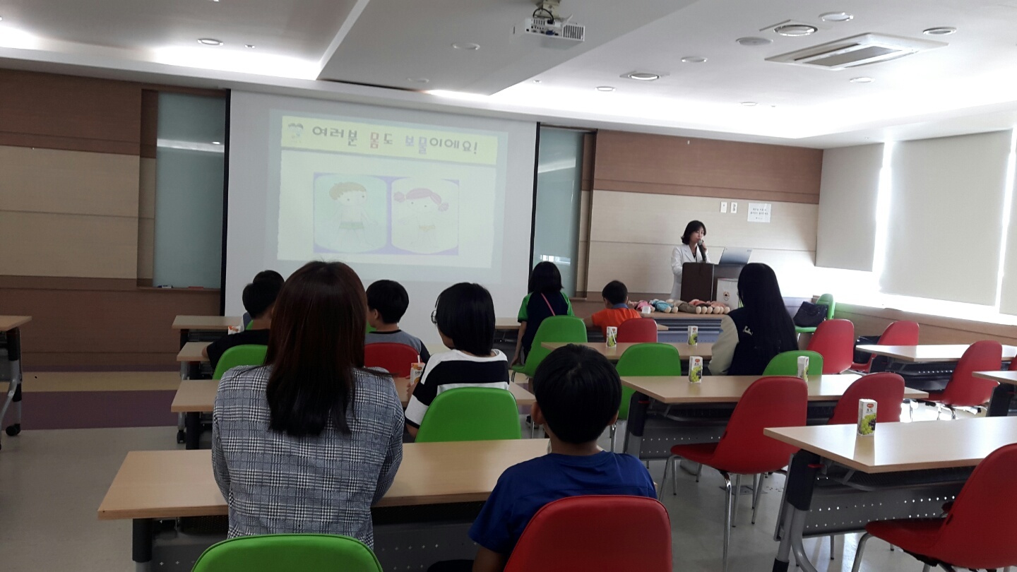 �Ƶ������¿��汳�� �̹���