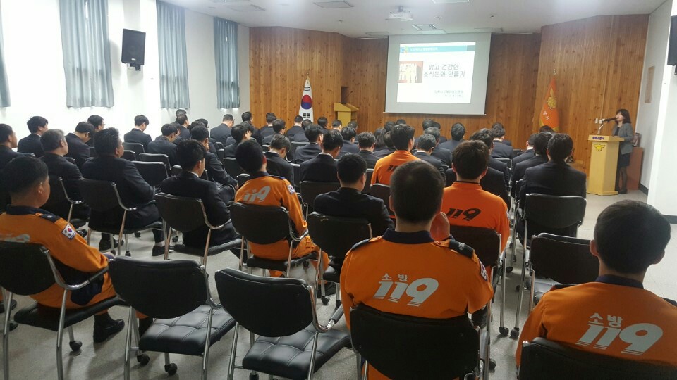 ö���ҹ漭 ����տ��汳�� �̹���